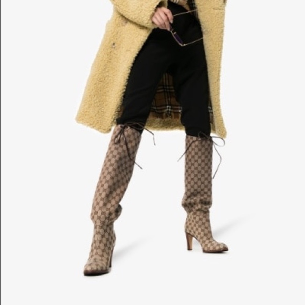 SOLD! Gucci GG canvas knew high “Lisa” boots
